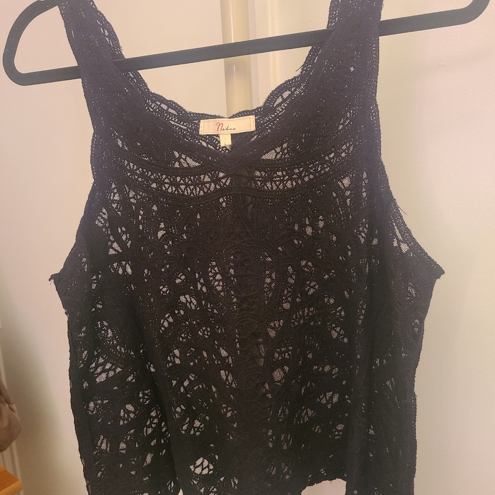 Cropped black lace tank